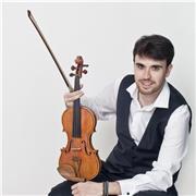 Violinista profesional, licenciado en prestigiosas universidades en alemania y españa, ofrece clases particulares de violín para t